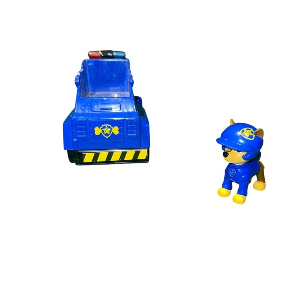 Paw Patrol Ultimate Rescue Ultimate Police Cruiser Exclusive Vehicle & Figure
